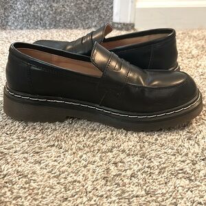MZDL Japanese Women’s Faux Leather Loafers Size 7.5